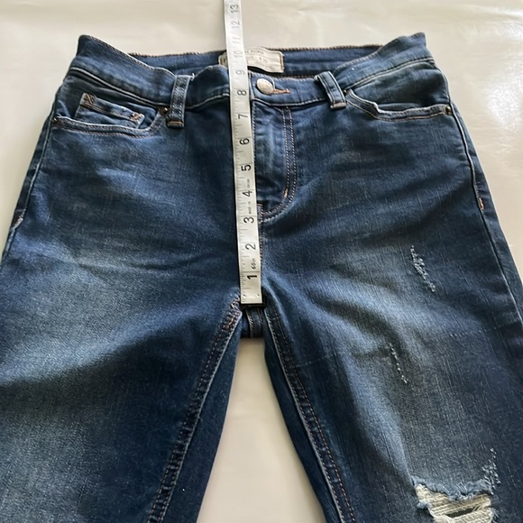 Free People Skinny Mid Rise Size 25 - Picture 6 of 16